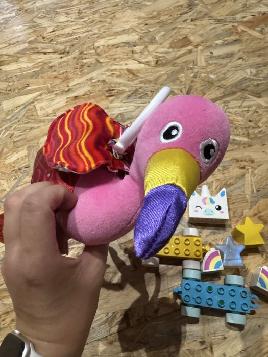 Dwie zabawki: klocki lego duplo + flaming