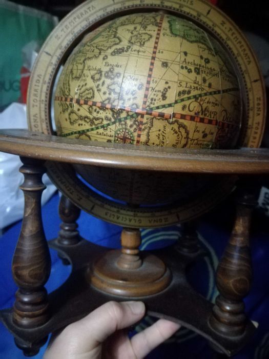 Globo em madeira antigo made in italy