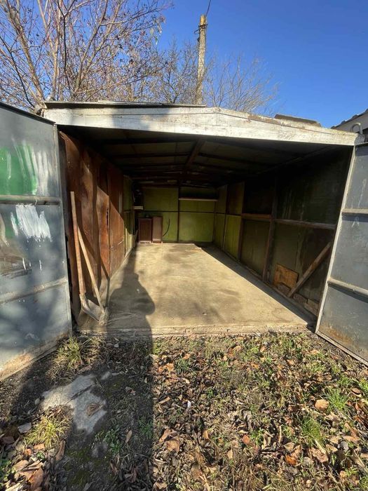 Продам гараж в ГБК 10 по вул. Петлюри 14