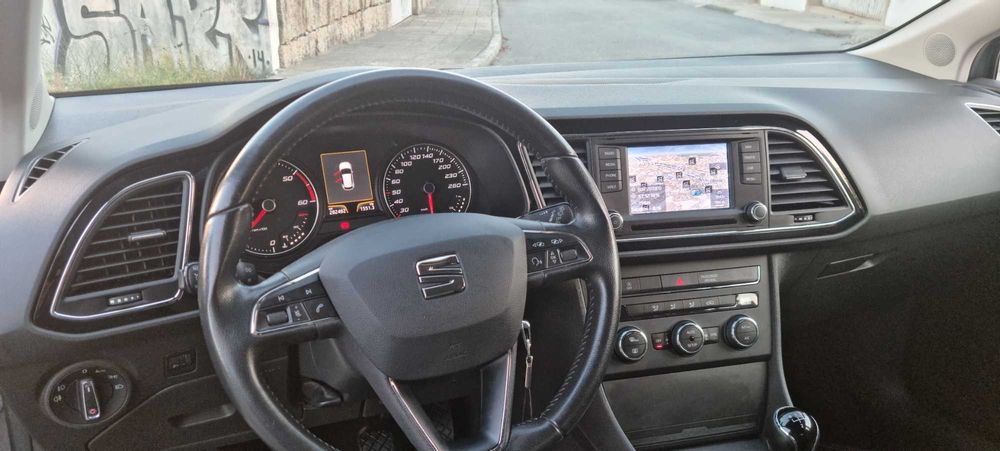 SEAT Leon 1.6 TDI 105cv Style 2013 foto 5