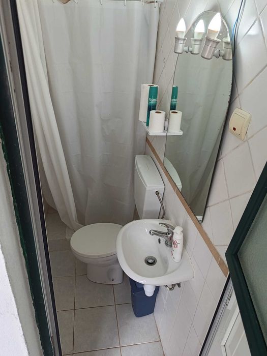 Quarto individual em Rio de Mouro