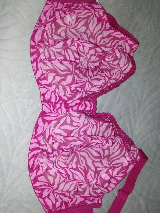 M&S extra support stanik biustonosz plus size100H Nowy