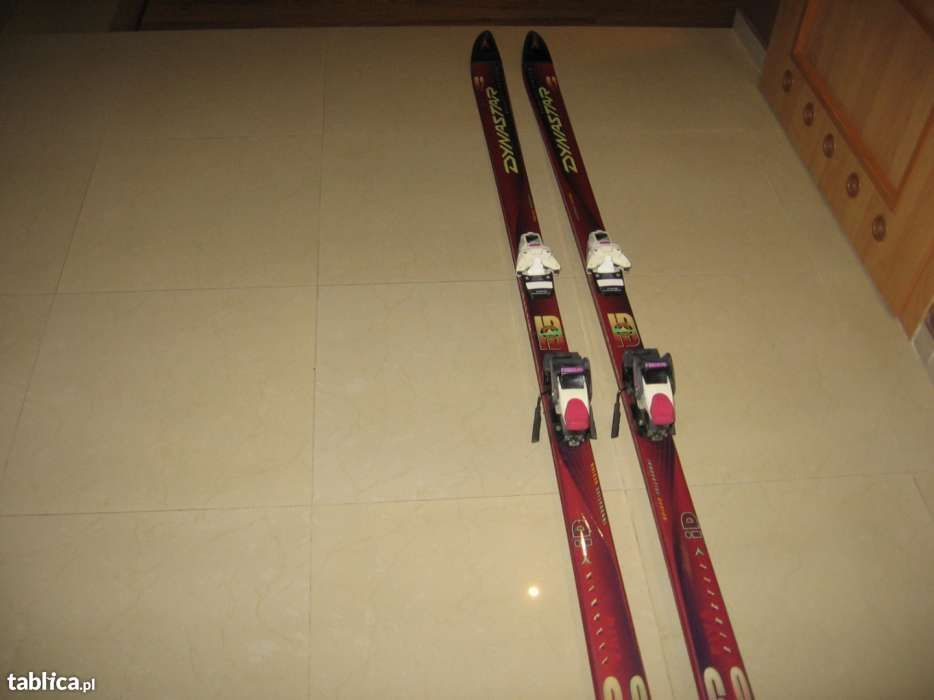 Narty  zjazdowe Dynastar
