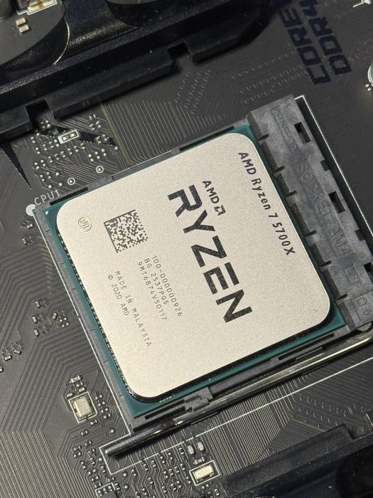 Процессор Ryzen 7 5700X новый