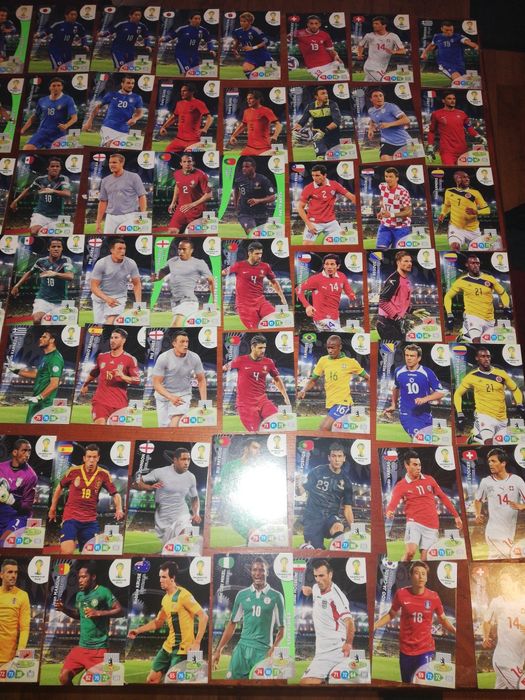 Karty Panini UEFA Adrenaliny Xl  175sztuk
