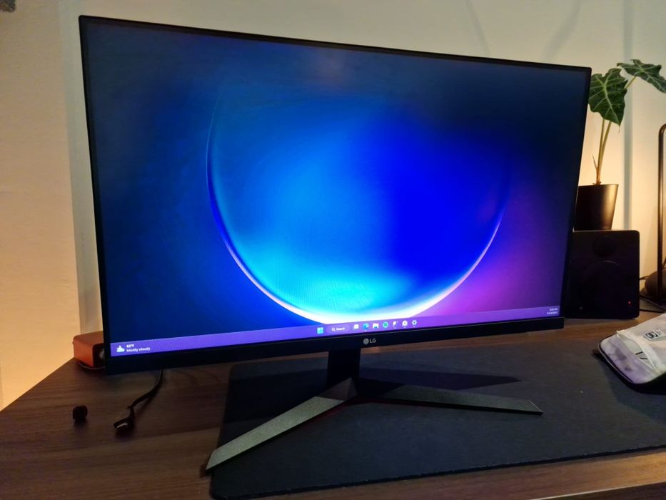 Monitor LG de 27''