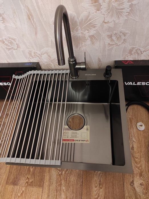 Кухонная мойка Valeso 45*45 pvd чёрная 3 mm.