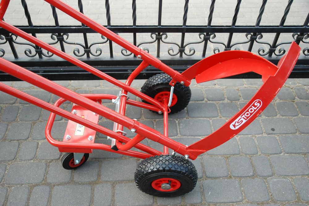 Wózek do transportu opon