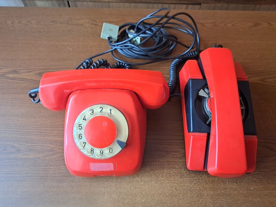 Telefony 2 szt PRL