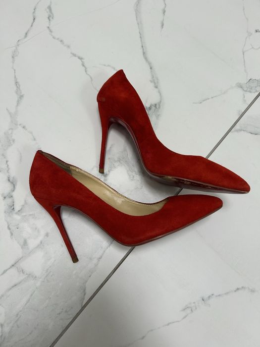 Туфлі на каблуку