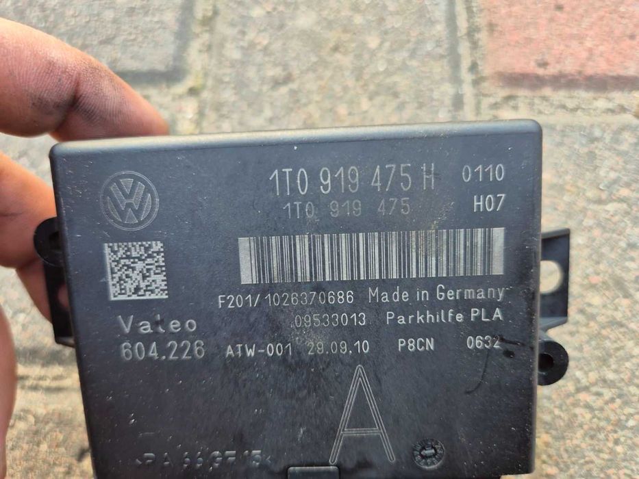 блок парктроніків 1T0919475H Volkswagen