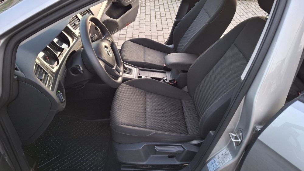 Продам Гольф 7 1.6 диз.Автомат.20р.