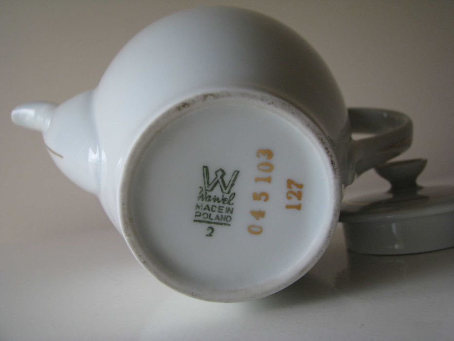 Dzbanek porcelanowy, imbryk Wawel Ruszczyński model Julita lata 60-te