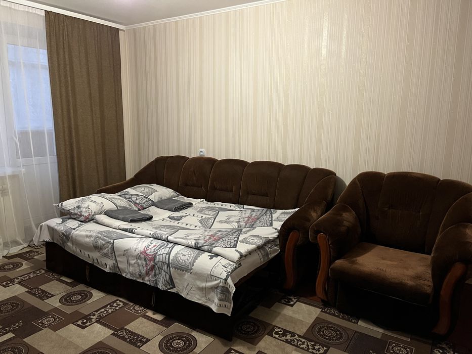 Погодинно/ подобово 1-к кімн.кв-ра, центр