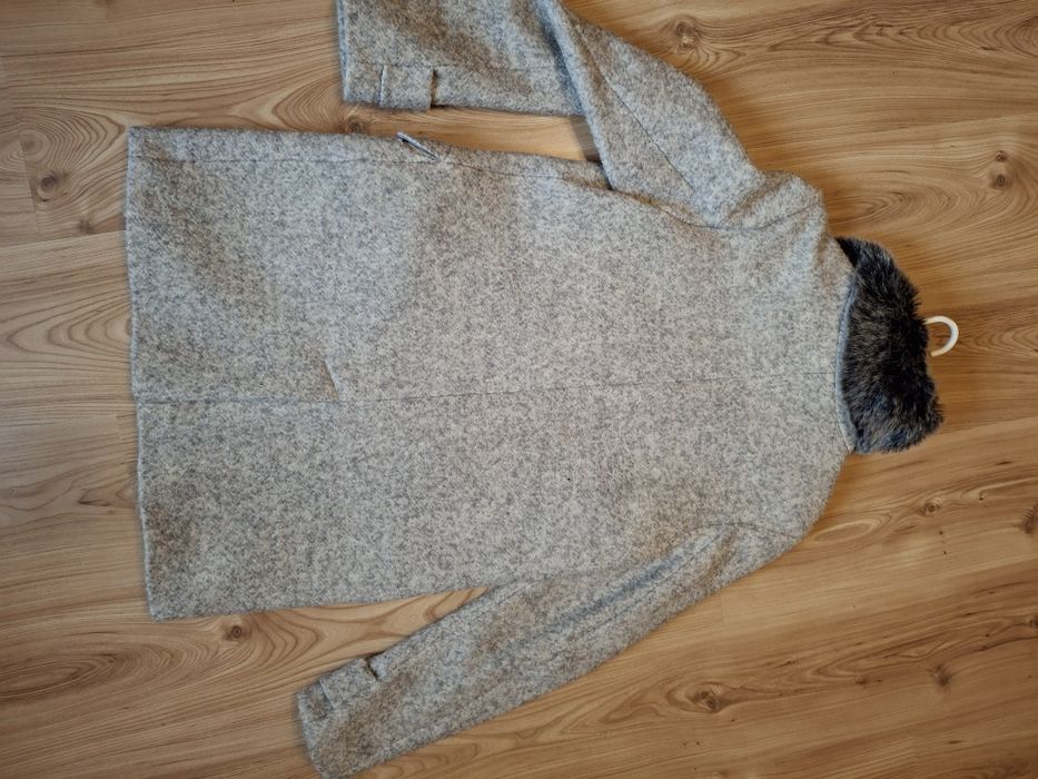 Płaszczyk jesienno zimowy Mohito 36