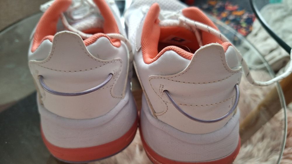 Buty CHAMPION rozmiar 39 wkładka: 24cm