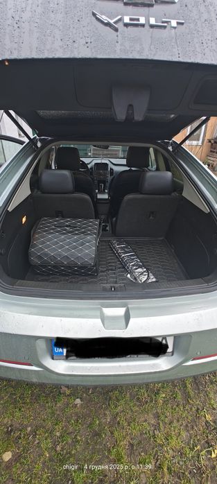 Chevrolet Volt гібрид