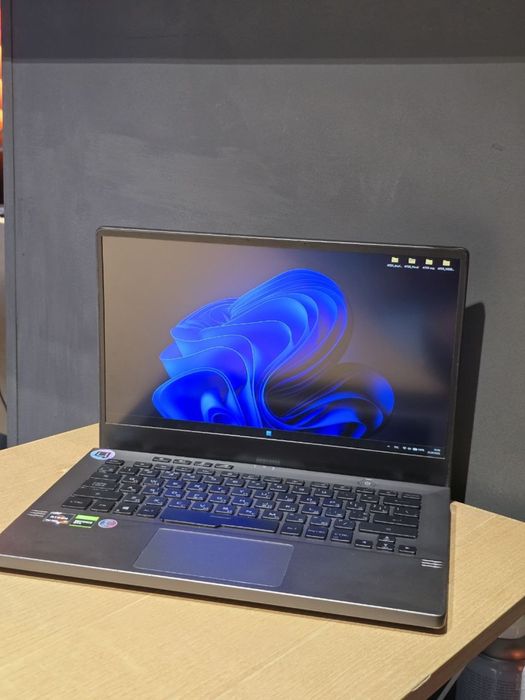 Ігровий монстр у міні-форматі: ASUS ROG Zephyrus G14 (2K / Ryzen 7 / GTX 1660Ti)