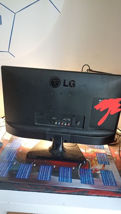 LG 22MT47D-PZ / Monitor - TV64729494461443123
