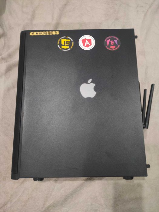 Komputer i7-9700k, 16GB RAM, płyta główna MSI Z390, zasilacz 650W