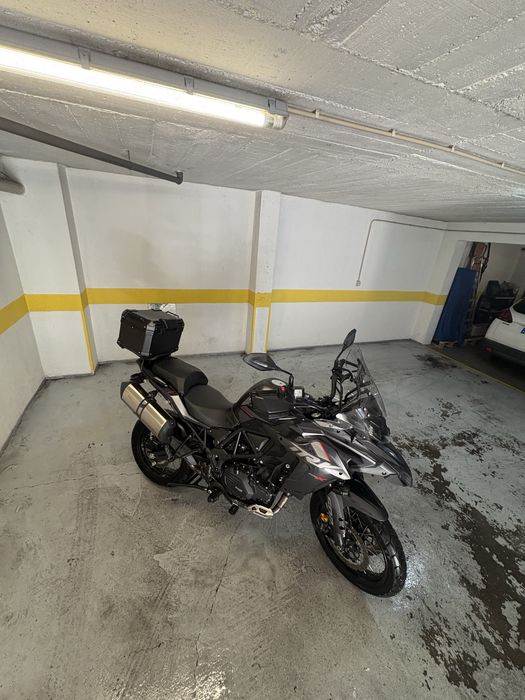 Benelli TRK502X 2023 com garantia