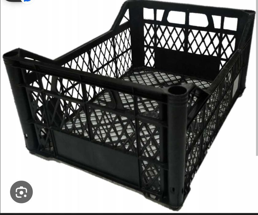 Paczki skrzynki plastikowe