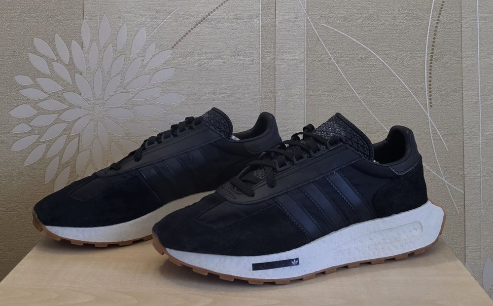 Чоловічі кросівки Adidas Retropy E5 оригінал розмір 46.5