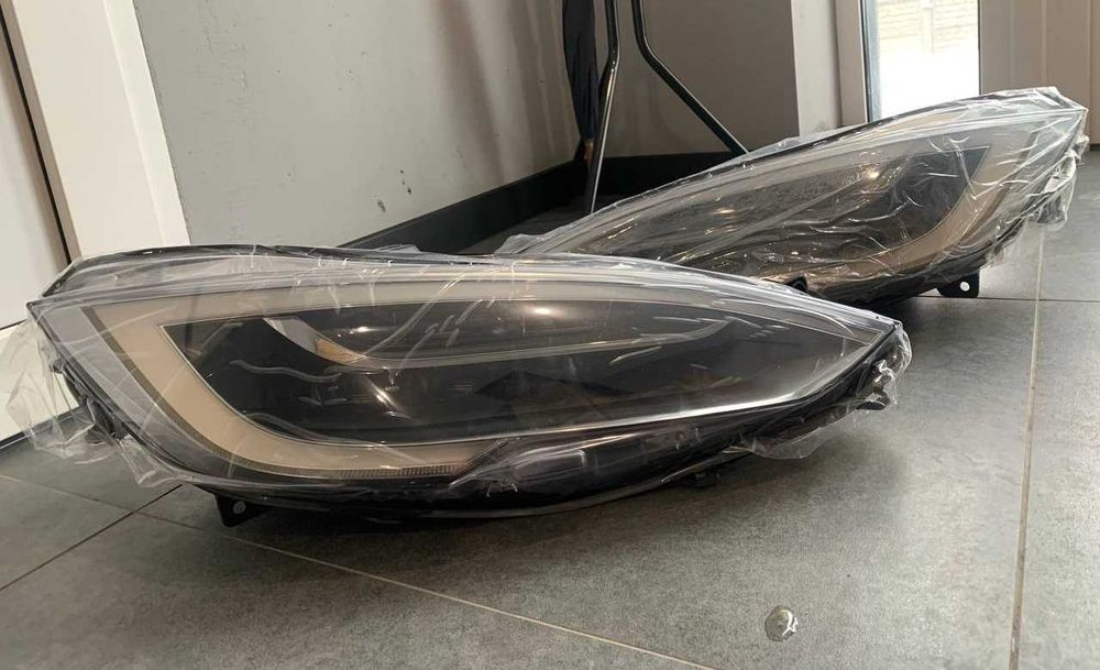 Фара Tesla model S/X