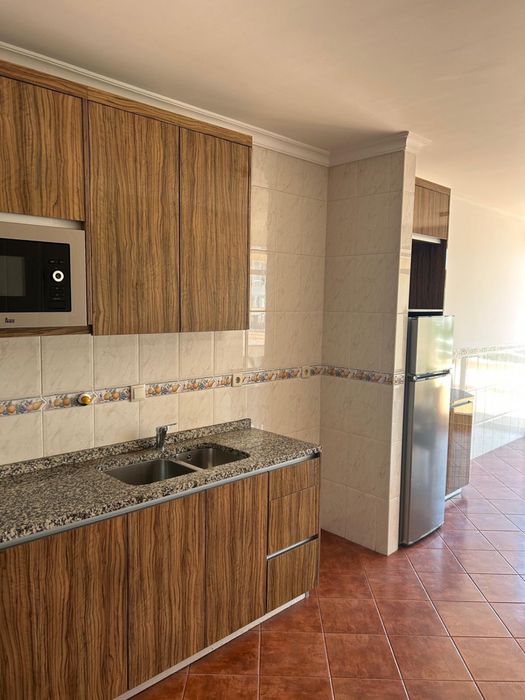 Apartamento T3 C/ terraço + varanda
