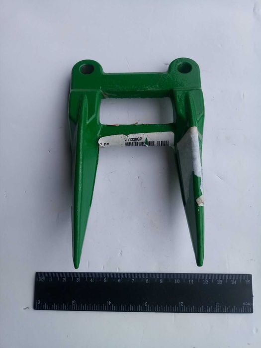 Палець жатки John Deere палець подвійний  John Deere палец двойной