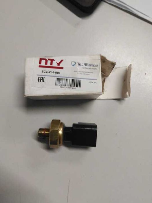 датчик давления масла jeep grand cherokee 9603,5149064aa Б/У