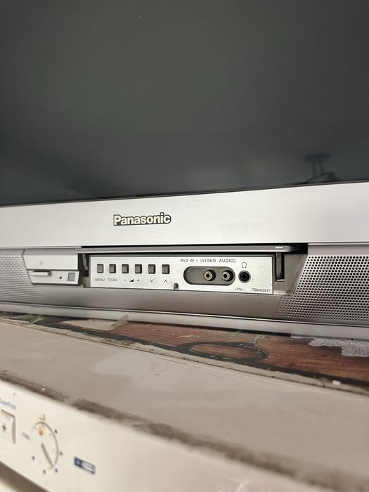 Телевізор Panasonic, TX-21PM50T на кухню, дачу