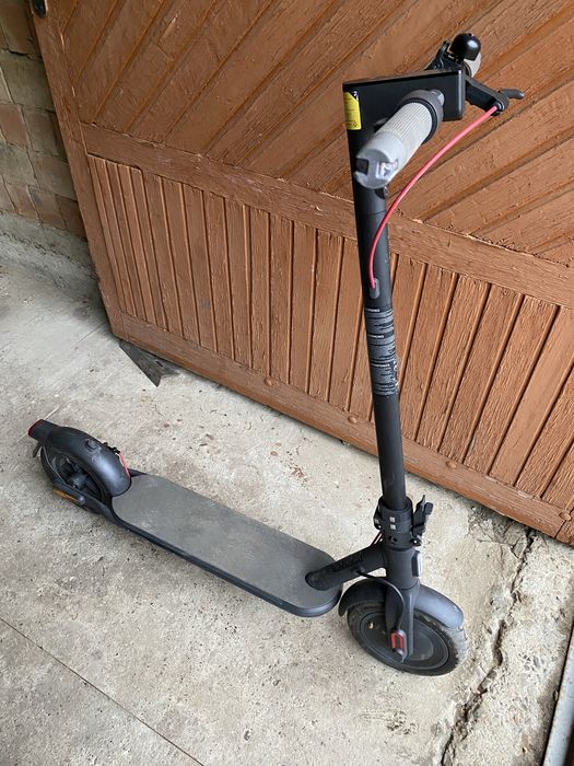 Електросамокат Xiaomi Mi Electric Scooter 4