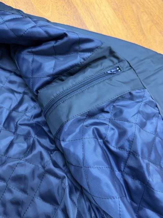 Продаю новую мужскую куртку ARMANI