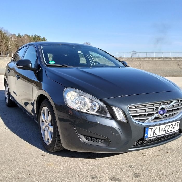 Volvo V60 1.6d eDrive manual