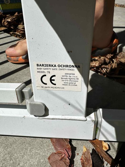 Bramka zabezpieczającą dla dzieci