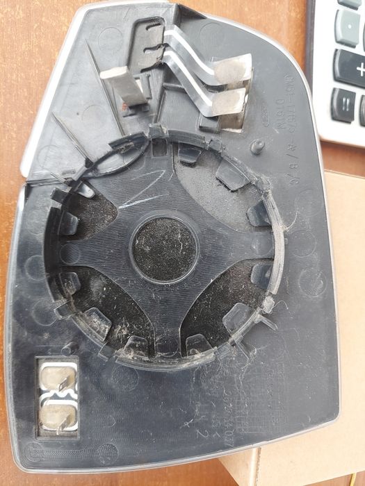 Дзеркальний елемент Ford Focus 3