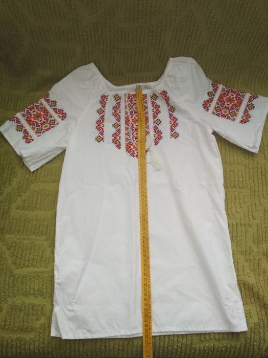Дитяча вишита блузка