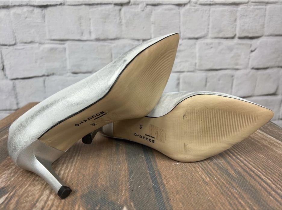 Boccato Srebrne szpilki rozm 36