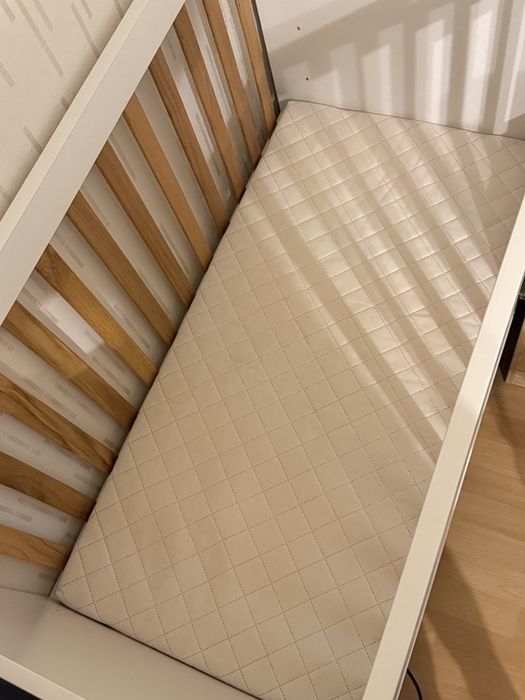 Łóżeczko niemowlęce marki Kocot Kids”KUBI”