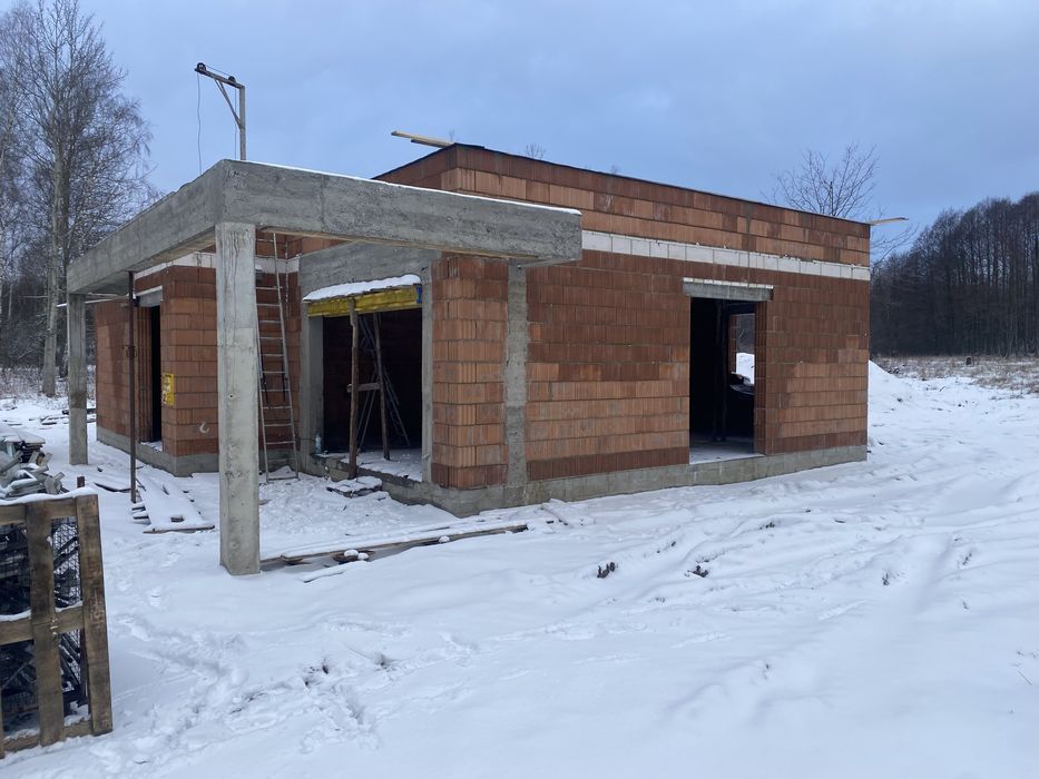 Dom Jednorodzinny spokojna okolica otoczona Lasem 95 M2