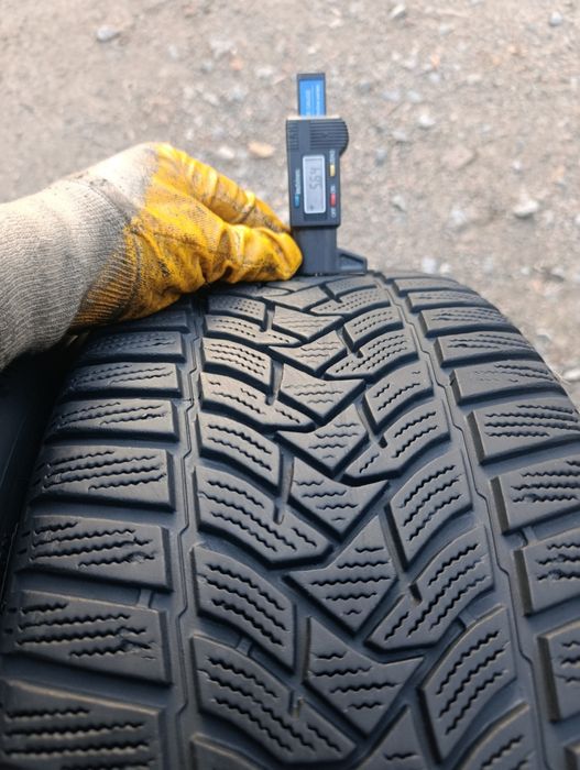 225/40/18 Dunlop wintersport 5