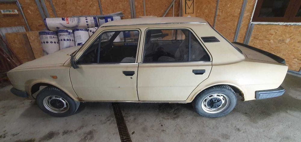 Sprzedam - Skoda 1986