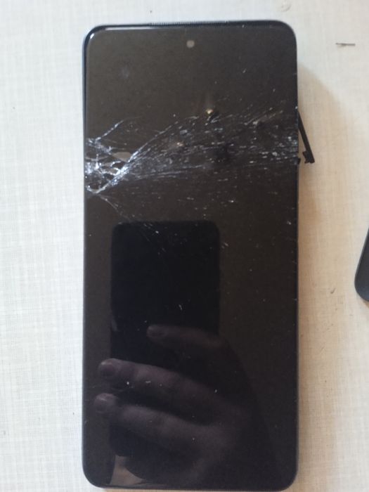 Продам poco x3 nfs на запчастини