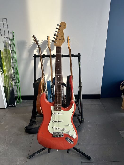 Fender Japan FSR Classic 60s Stratocaster Fiesta Red Chris Buck