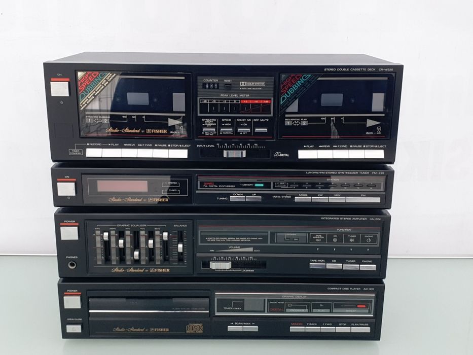 Wieża stereo Fisher wersja midi/ad-931 seria 225