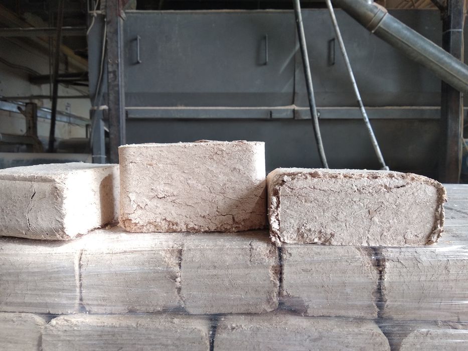 Паливні брикети.Руф.RufBri.Від Виробника Високої якості . Дрова букові