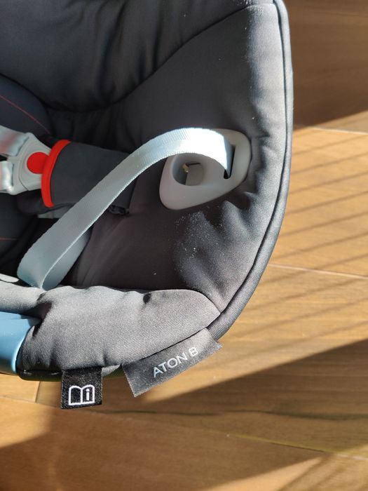 Cadeira auto/ovo Cybex Aton B