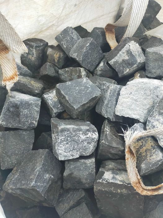 kostka czarna BAZALT