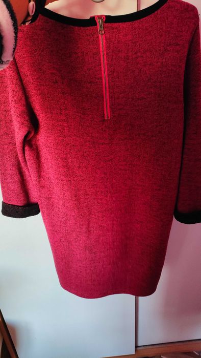 Burgundowa sukienka Carry r. S